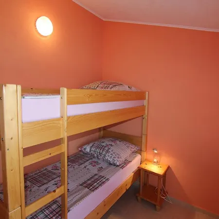 Apartament Mandy *