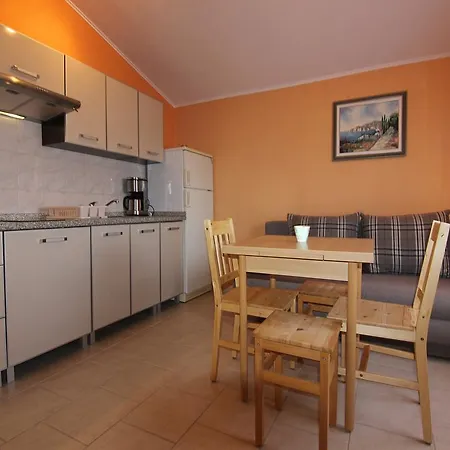 Mandy Apartament Vir